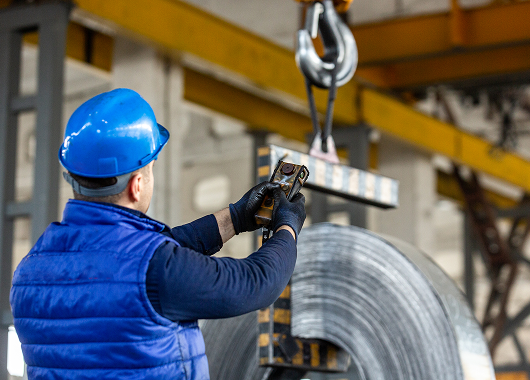 How to Choose the Right Hoisting Equipment – Winchy